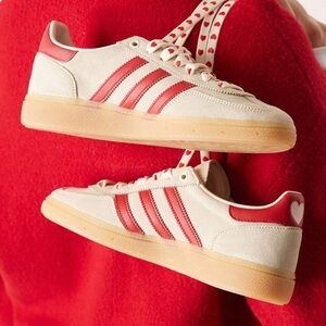 NIB adidas Handball Spezial Sneaker - Valentine
